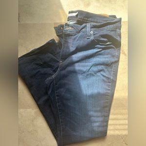 Levi Classic bootcut Jean size 16w